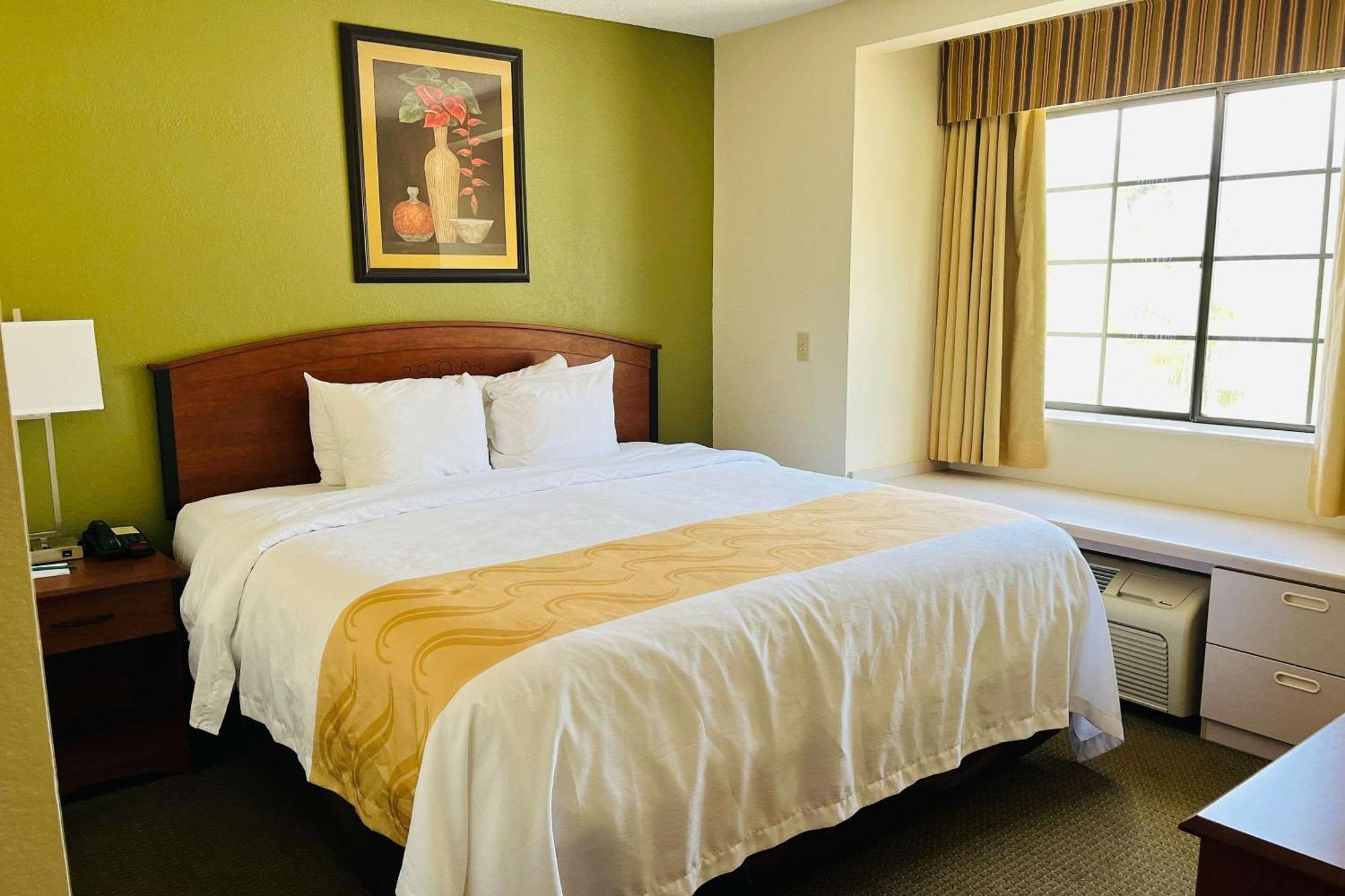 Quality Inn & Suites Prestonsburg Next To Mountain Arts Center Zewnętrze zdjęcie