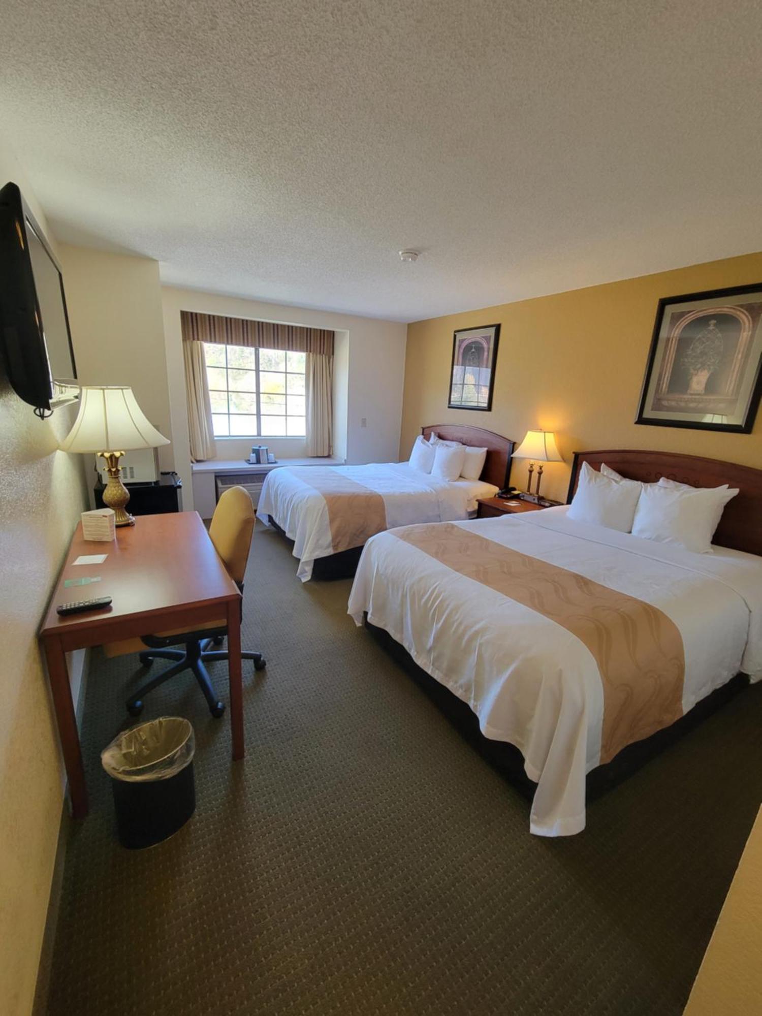 Quality Inn & Suites Prestonsburg Next To Mountain Arts Center Zewnętrze zdjęcie