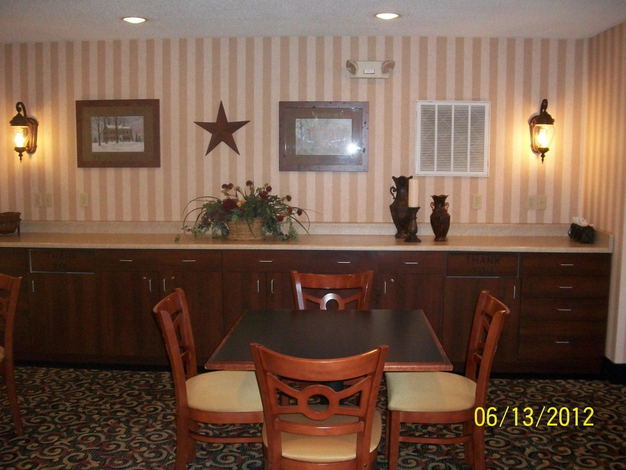 Quality Inn & Suites Prestonsburg Next To Mountain Arts Center Zewnętrze zdjęcie