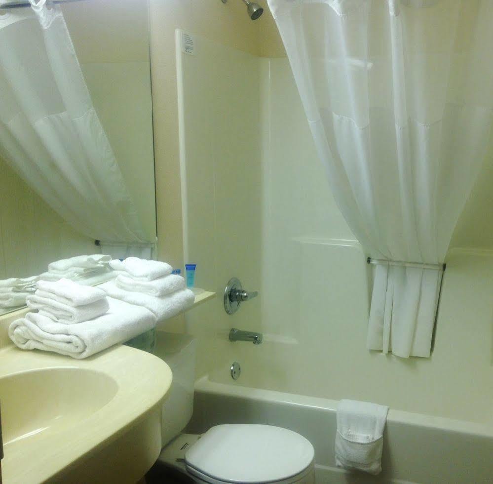 Quality Inn & Suites Prestonsburg Next To Mountain Arts Center Zewnętrze zdjęcie