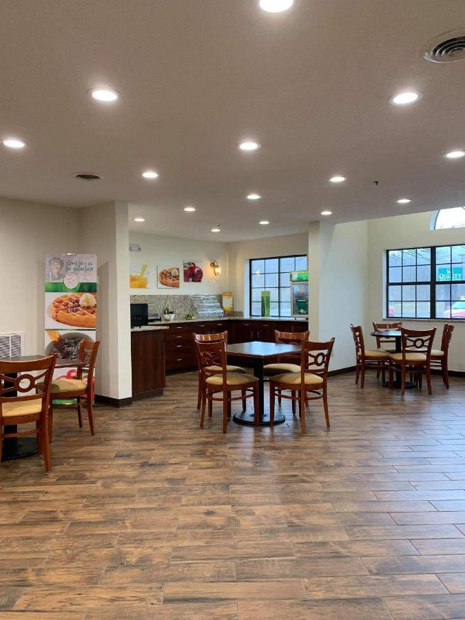 Quality Inn & Suites Prestonsburg Next To Mountain Arts Center Zewnętrze zdjęcie
