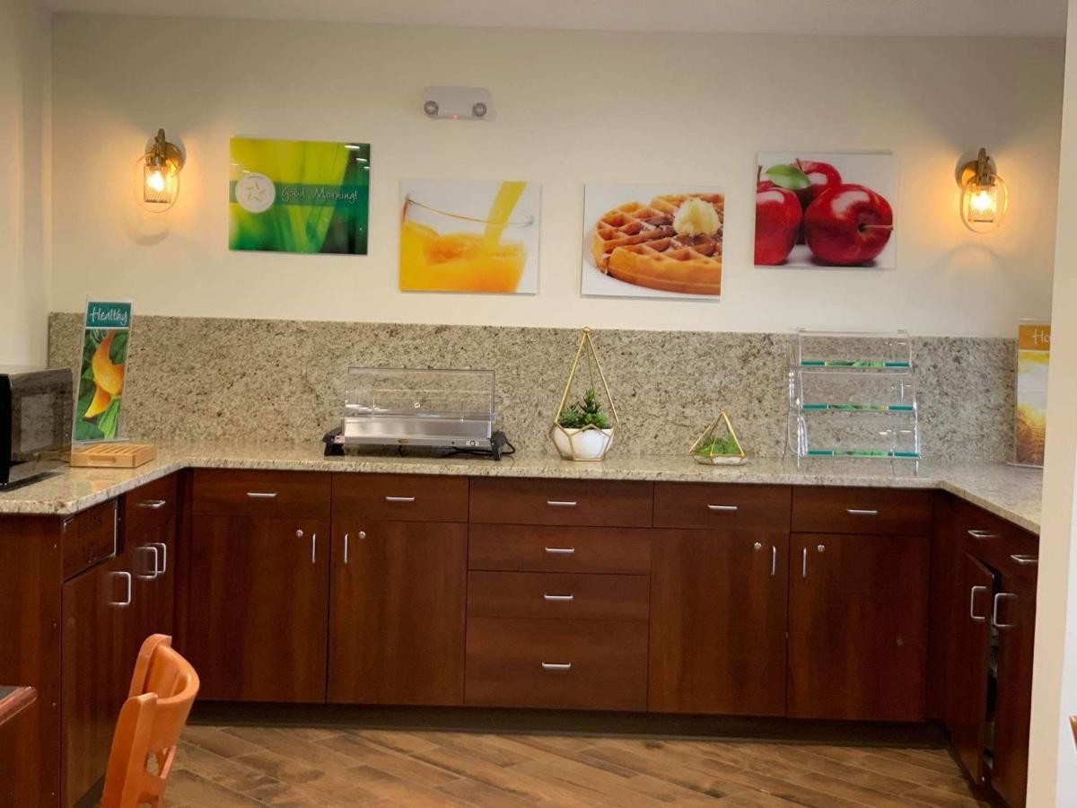 Quality Inn & Suites Prestonsburg Next To Mountain Arts Center Zewnętrze zdjęcie